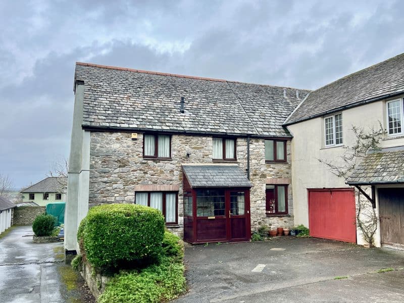 Merafield Farm Cottages, Plympton, Plymouth, Devon, PL7 1UJ