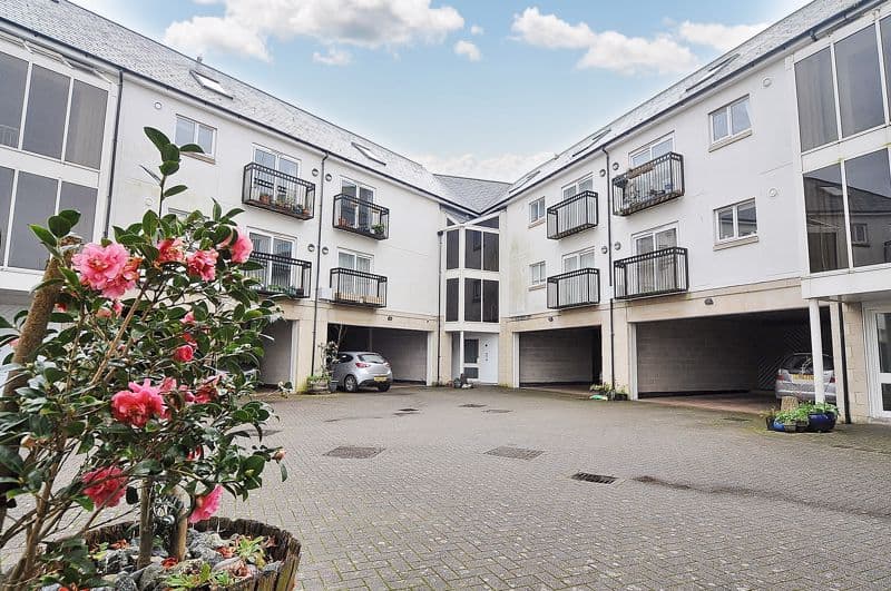 21 Crescent Avenue, The Hoe, Plymouth, Devon, PL1 3DT