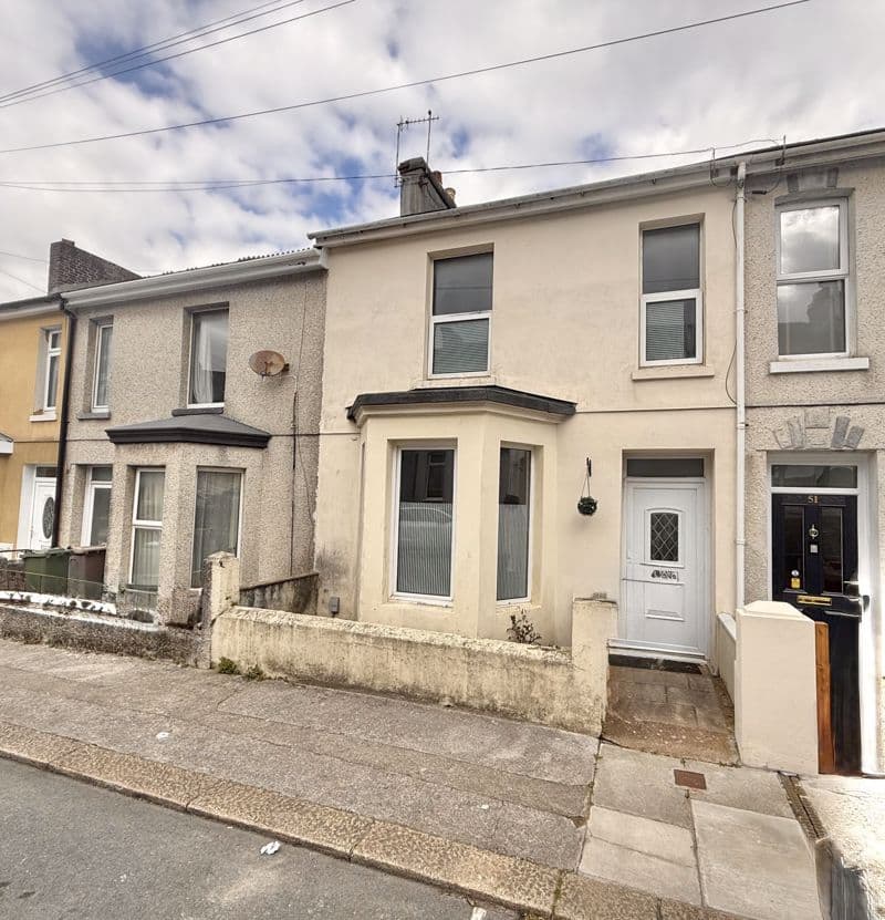 Alvington Street, Cattedown, Plymouth, Devon, PL4 0QL