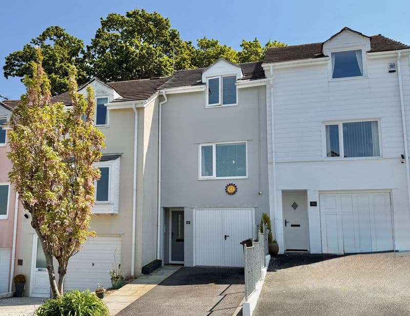 Lake View Close, Tamerton Foliot, Plymouth, Devon, PL5 4LX