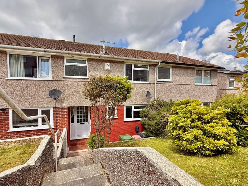 Sefton Avenue, Lipson, Plymouth, Devon, PL4 7HB