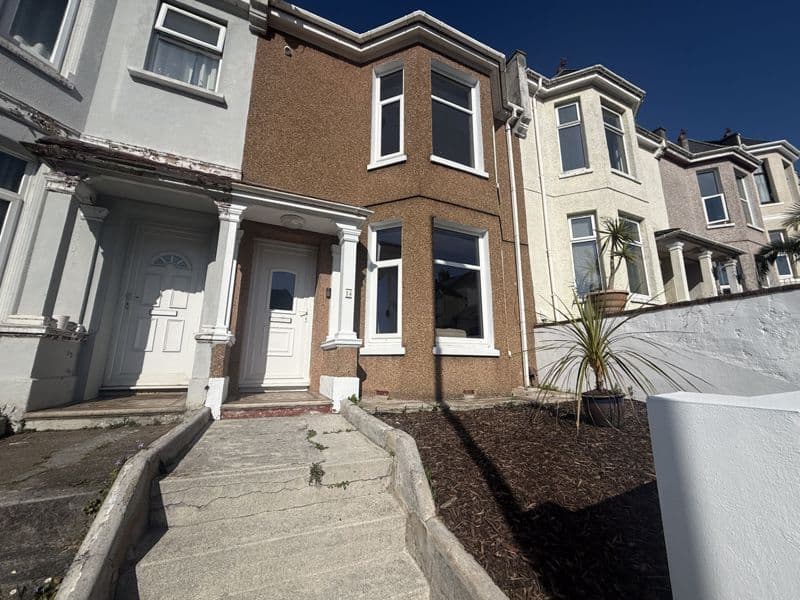 Ford Hill, Stoke, Plymouth, Devon, PL2 1HN