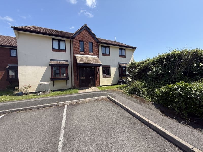 Finch Close, Laira, Plymouth, Devon, PL3 6AY