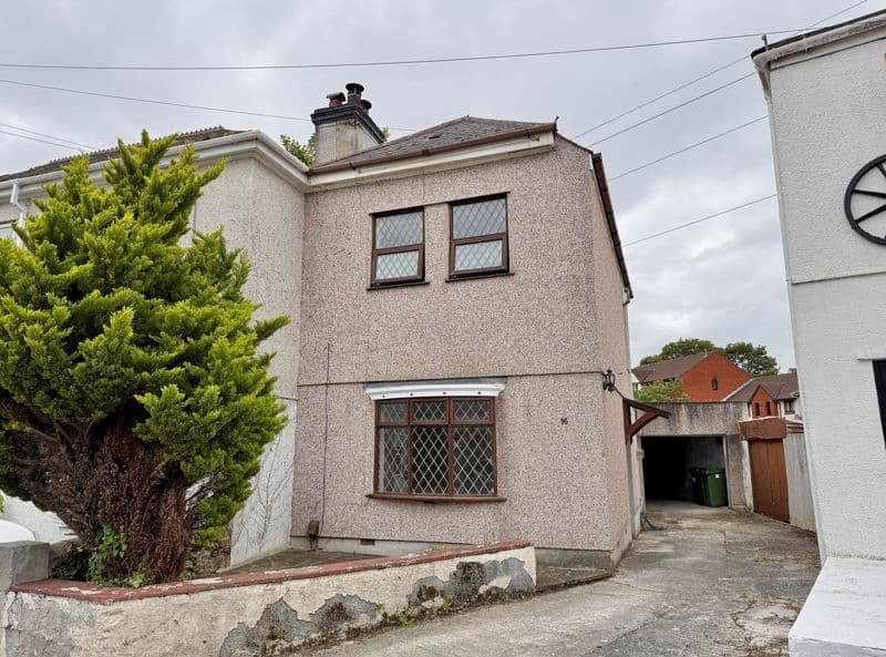 Laira Avenue, Laira, Plymouth, Devon, PL3 6AJ