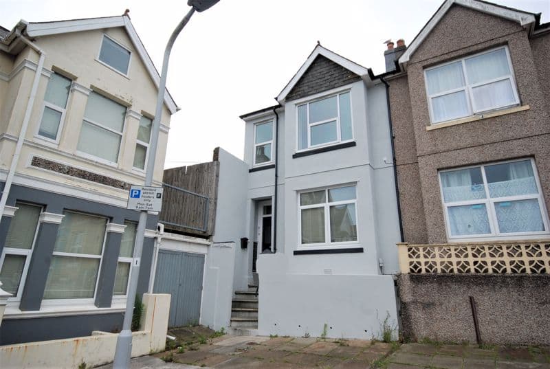 Winston Avenue, st judes, Plymouth, Devon, PL4 6AZ