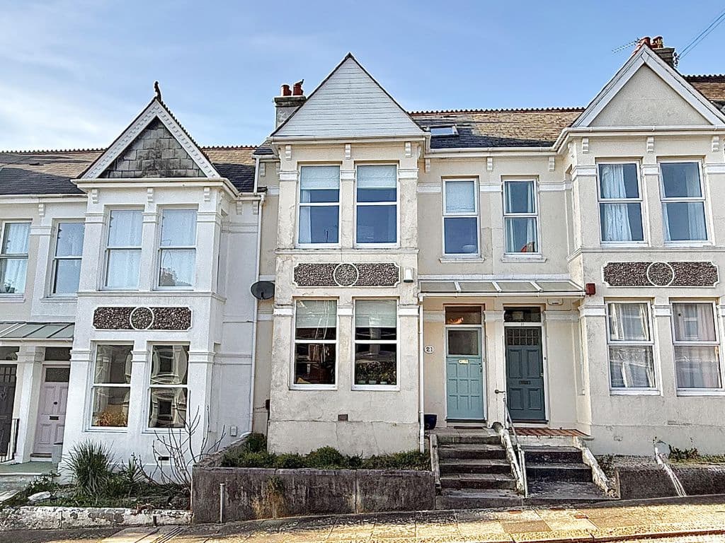 Endsleigh Park Road, Plymouth, Devon, PL3 4NH