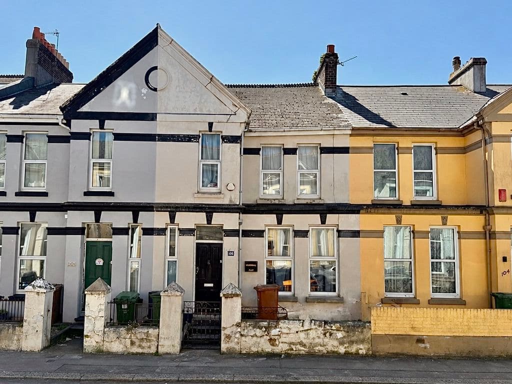 Mount Gould Road, Lipson, Plymouth, Devon, PL4 7PX