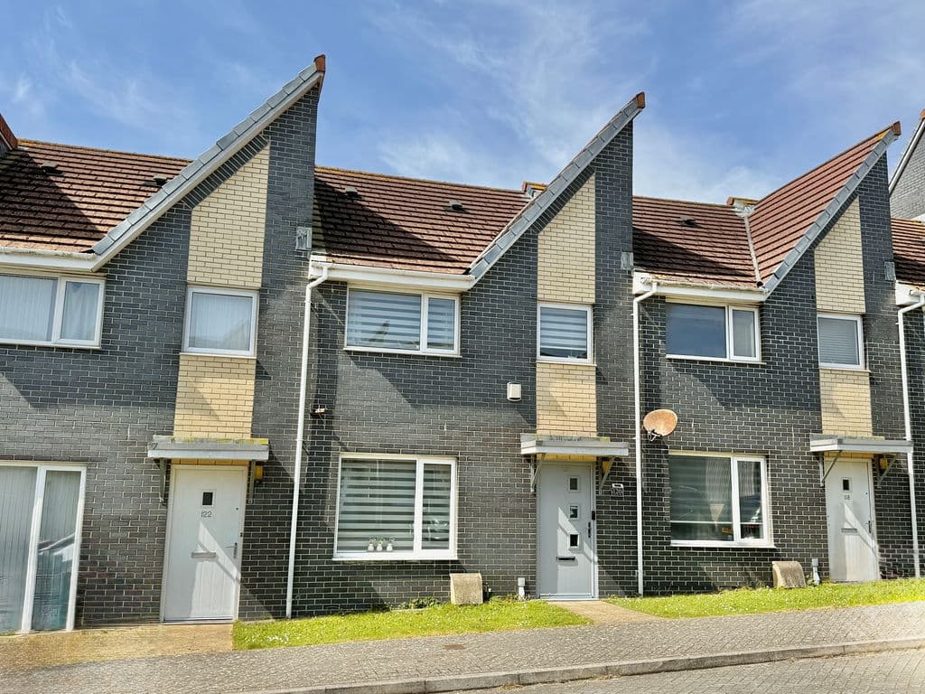 Estuary Way, St Budeaux, Plymouth, Devon, PL5 1FE