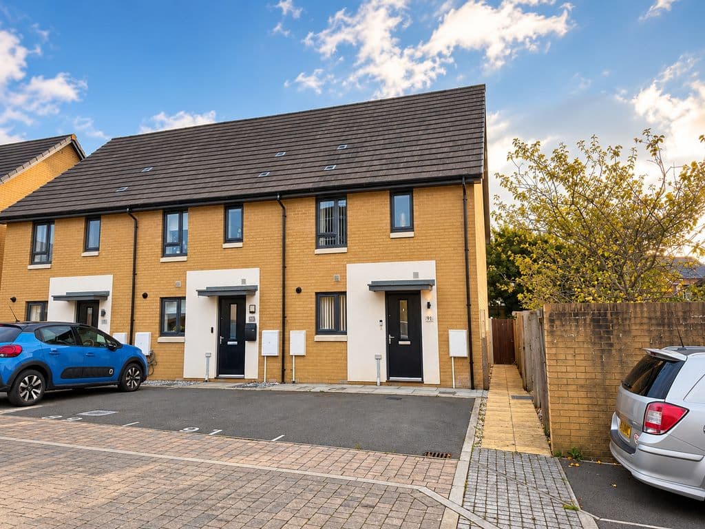 Spindle Crescent, Plympton, Plymouth, Devon, PL7 2JG