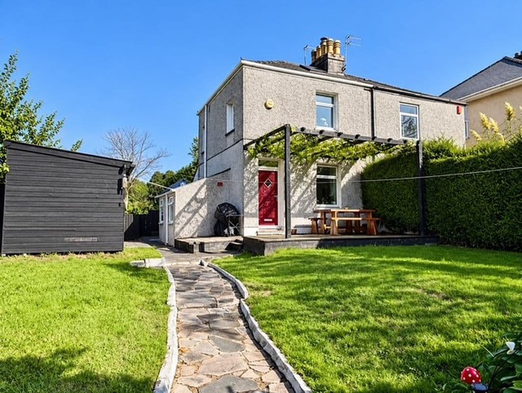 Old Laira Road, Laira , Plymouth, Devon, PL3 6AA