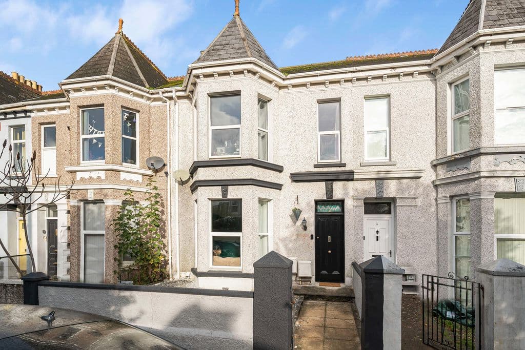 Gifford Terrace Road, Peverell , Plymouth, Devon, PL3 4JE