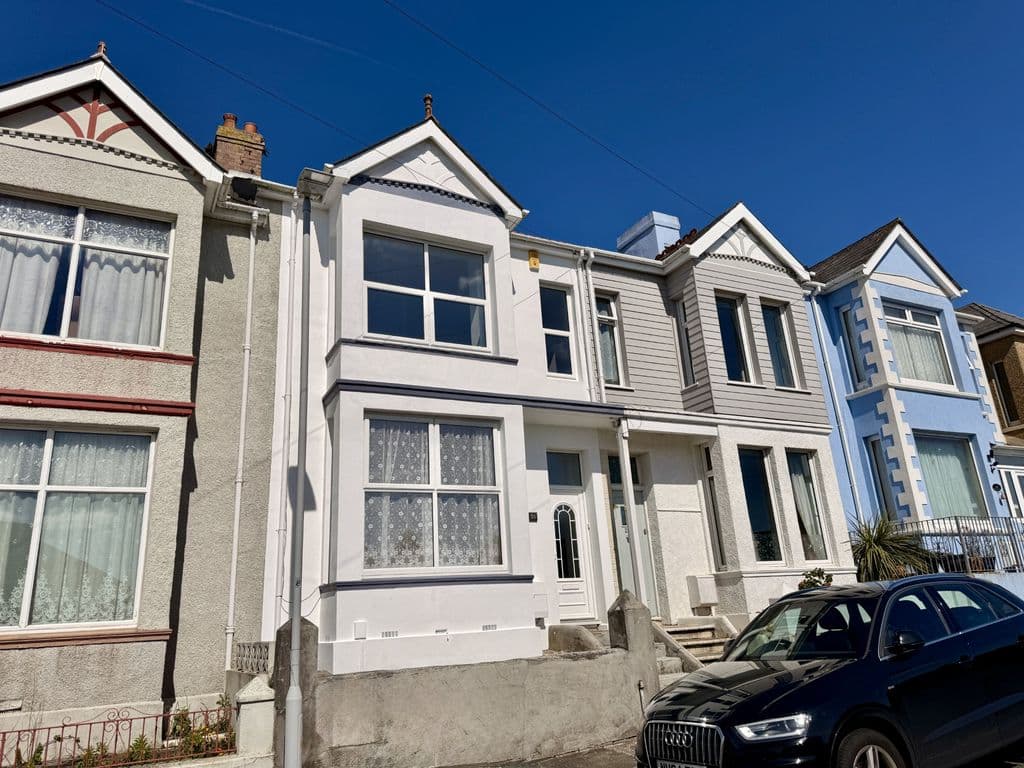 Chard Road, Higher St Budeaux , Plymouth, Devon, PL5 2EG