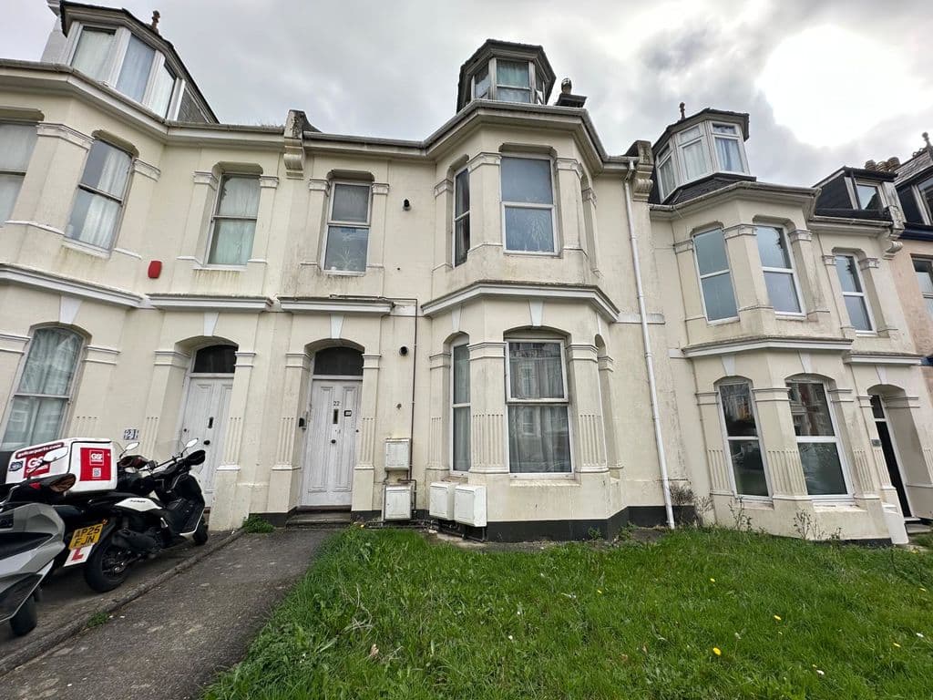 Lipson Road, Plymouth, Devon, PL4 8PW